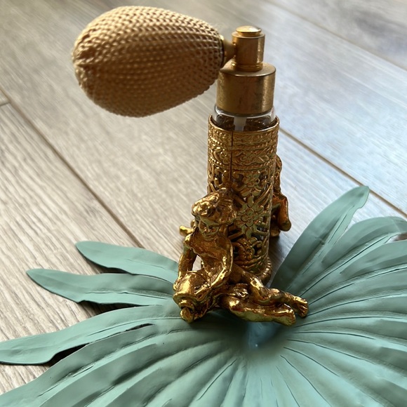 Vintage Stylebuilt Glass Perfume Bottle W/ Metal Holder- Made in USA Mid Century - Picture 2 of 7